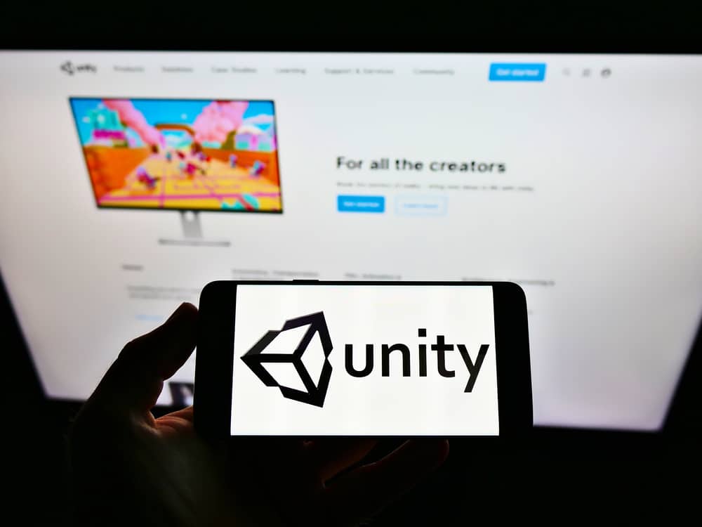 otvaranje Unityja na mobitelu i računalu
